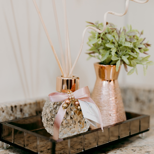 Difusor com Varetas Chá Branco Mcabana 120ml: Elegância e Leveza para seus Ambientes